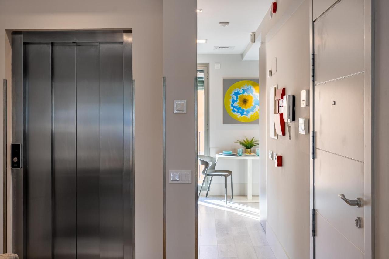 Kronos On The Beach Suite 2 Barcelona Exterior foto