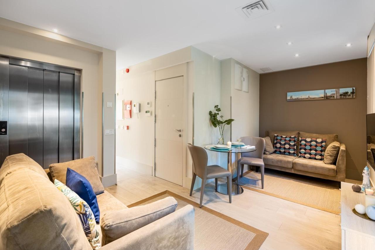Kronos On The Beach Suite 2 Barcelona Exterior foto